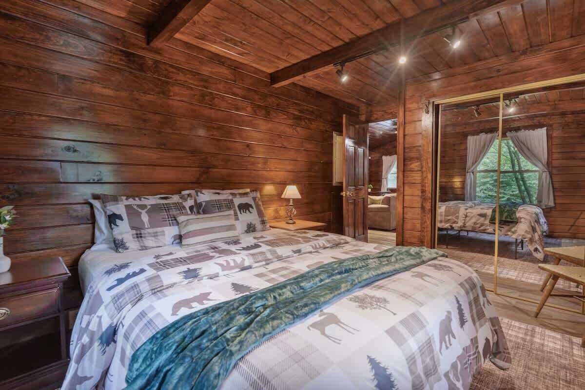 4 chambres, fer et planche à repasser, lit parapluie, Wi-Fi gratuit