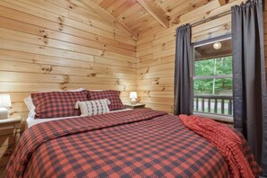 2 多间卧室、熨斗/熨衣板、免费 WiFi、床单