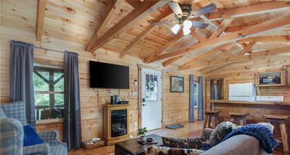 Copperhead Cabin: Hocking Hills|Hot Tub| Games