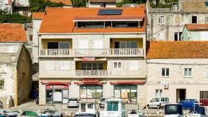 Exterior - Holiday flat with air conditioning and sea view (Vela Luka)