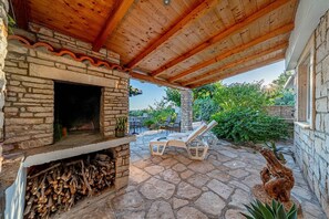 Terrace/patio - Holiday home with air conditioning and sea view (Vela Luka)