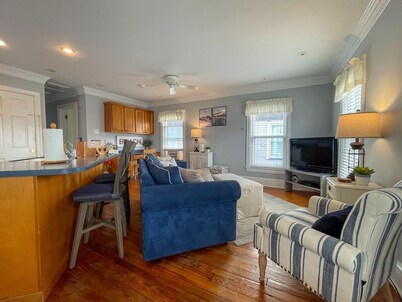 Beach Block with a Water View 2 Bedroom Condo on Jackson Street with Parking