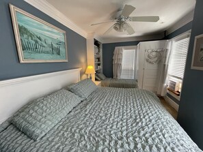 2 bedrooms, desk, free WiFi