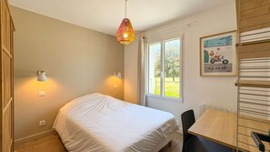 4 bedrooms, free WiFi