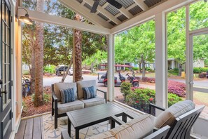 House (3 Bedrooms) | Interior - Golf Cart + Pool Access Near Baytowne & Beach Coral Starfish by Avantstay (Miramar Beach)