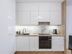 Fridge, oven, stovetop, dishwasher - Osiedle Verde Homely Apartment (Poznan)