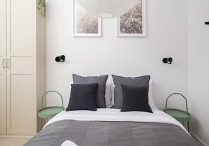 1 habitación, tabla de planchar con plancha, wifi y ropa de cama 