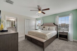 4 bedrooms, desk, iron/ironing board, travel crib