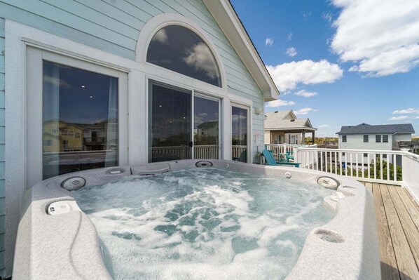 Terrace/patio - Dune Fabulous | 1,200 ft to the beach | Private Pool, Hot Tub, and Dog Friendly (Corolla)