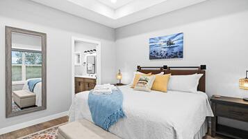 4 Schlafzimmer, Schreibtisch, Bügeleisen/Bügelbrett, kostenloses WLAN