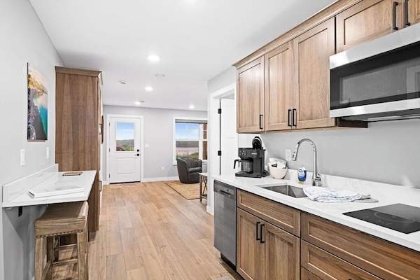 Fridge, microwave, dishwasher, coffee/tea maker