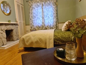 7 bedrooms, WiFi - 7 bedroom Guesthouse (County Kildare)