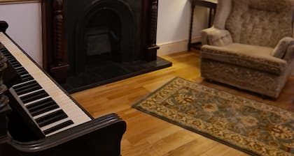 7 bedroom Guesthouse