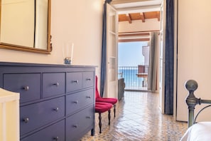 3 Schlafzimmer, BĂŒgeleisen/BĂŒgelbrett, Reisekinderbett, kostenloses WLAN