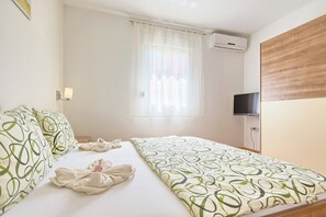 3 habitaciones, internet y ropa de cama 