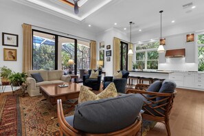 TV, lareira, escritórios