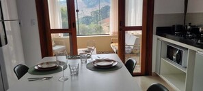 Dining - The Green House of Cunha (Sao Paulo)