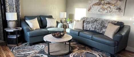 Smart TV, table tennis, books