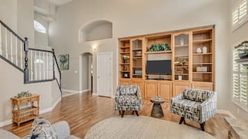 Rumah | 6 kamar tidur