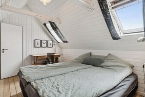 2 bedrooms, free WiFi