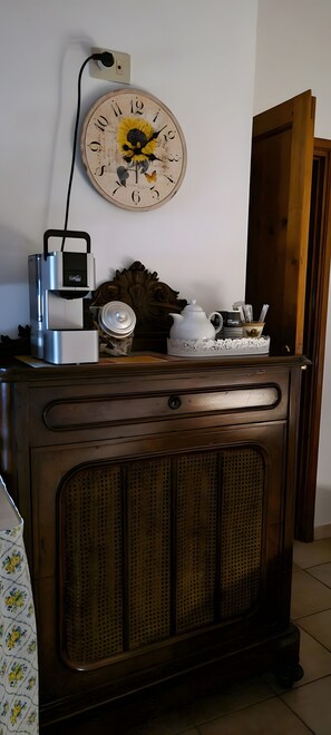 Interior - Holiday Home 'La Tana Di Ulisse' with Shared Pool, Shared Garden and Wi-Fi (Borgo A Buggiano)