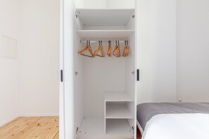 2 Schlafzimmer, Bügeleisen/Bügelbrett, WLAN, Bettwäsche