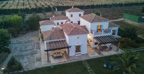 Exterior - Villa 'El Arroyo Ronda' with Mountain View, Wi-Fi and Air Conditioning (Ronda)