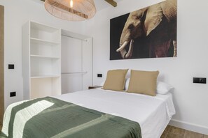 2 bedrooms, WiFi, bed sheets