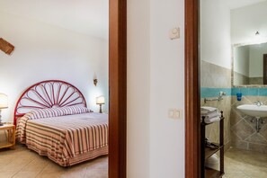 2 quartos, ferros/tábuas de passar roupa, Wi-Fi de cortesia