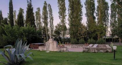 Apartment 'Tramonto' with Private Garden, Wi-Fi and Air Conditioning