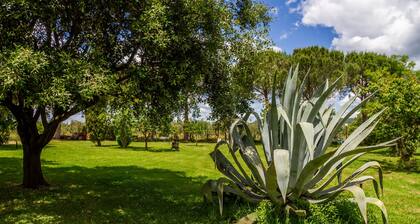 Apartment 'Aia' with Private Garden, Wi-Fi and Air Conditioning