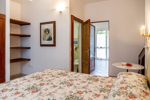 1 sovrum, strykjärn/strykbräda, gratis wi-fi och sängkläder