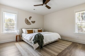 1 chambre, fer et planche à repasser, Wi-Fi, literie fournie