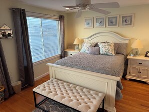 6 bedrooms, WiFi, bed sheets