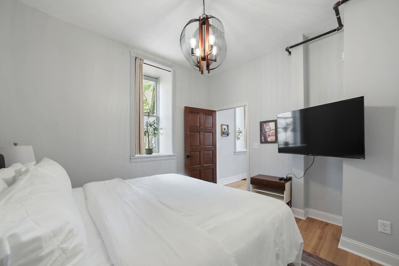 1 chambre, fer et planche à repasser, Wi-Fi gratuit, draps fournis