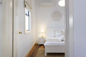 1 bedroom, iron/ironing board, free WiFi