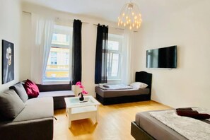 2 habitaciones y ropa de cama