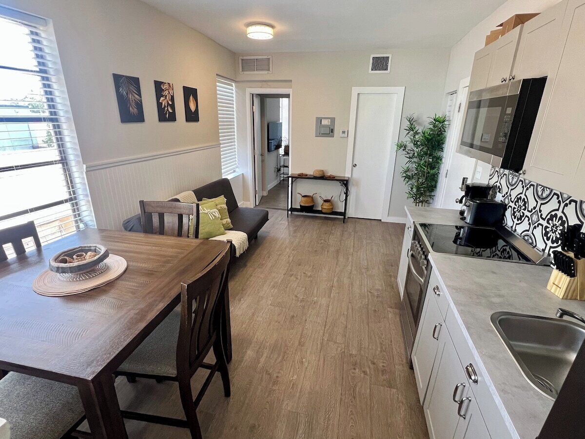 Microwave, oven, coffee/tea maker, cookware/dishes/utensils