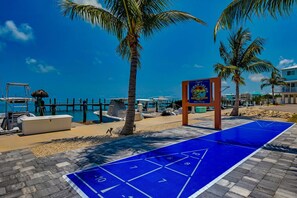 Sports court - Ocean Isles Peace and Serenity (Marathon)