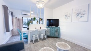 Basic Apartment - Pera House  (Miami)