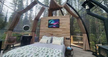 Ultra Private, Off-Grid Glamping Escape in the Wild. Secluded with Vista Views