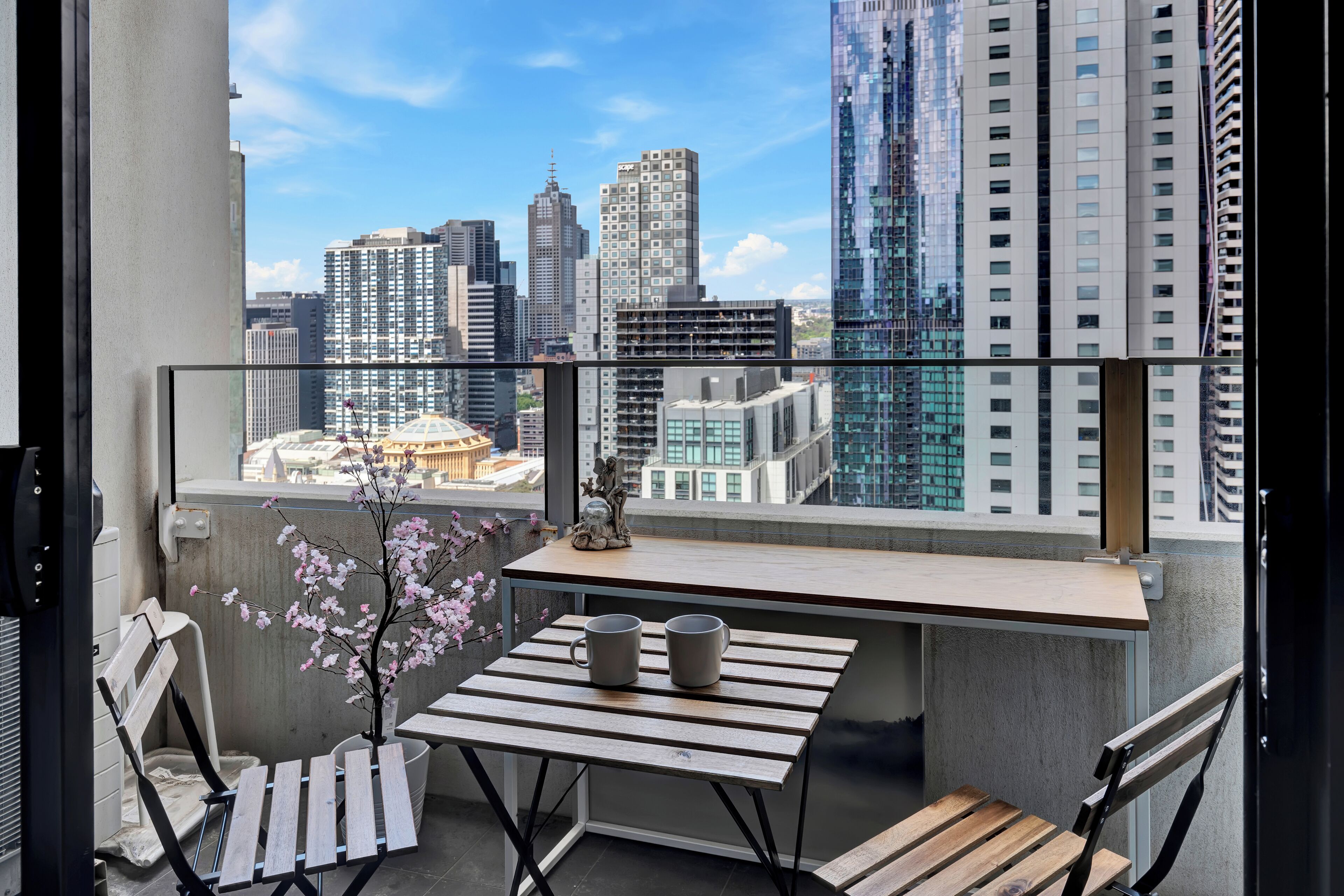 Apartamento Deluxe, 3 habitaciones, balcón, vistas a la ciudad | Balcón