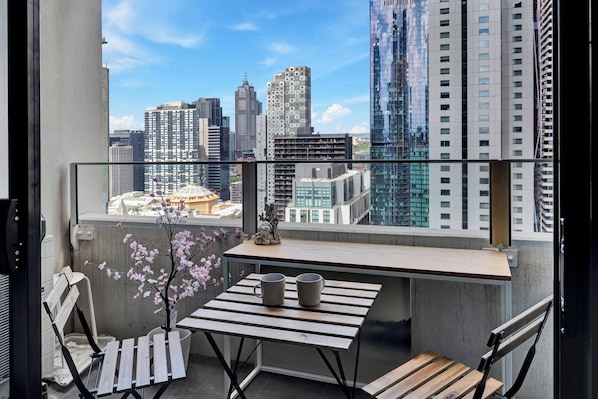 Deluxe Apartment, 3 Bedrooms, Balcony, City View | Balcony