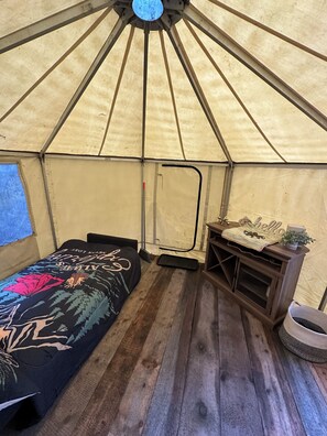 1 bedroom