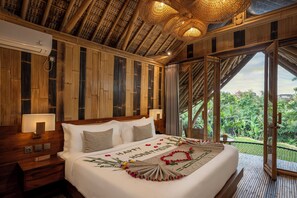 1 bedroom, free minibar, free WiFi, bed sheets - Emana Bambooscape (Ubud)
