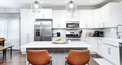 IndySocialStay|Sleeps16| Fountain Sq |GroupGetaway