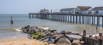 17 Market Place and The Vault, Southwold