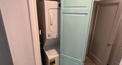 Luxury SF Retreat! Private Patio-2bd-Full Kitchen