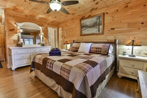 3 slaapkamers, een strijkplank/strijkijzer, wifi, beddengoed