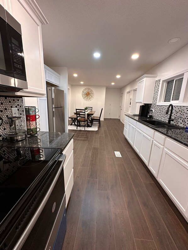 Fridge, microwave, oven, stovetop - Stylish & Cozy Stay Near Downtown Wichita
Relax in this newly renovated. (Wichita)